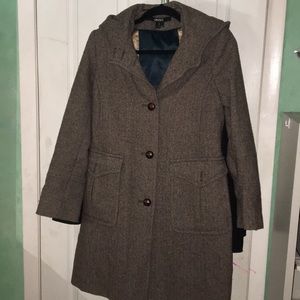 DKNY brown wool coat. Slightly used. Size small.
